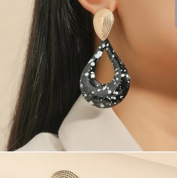 Gold, Black and White Splattered Hoop Earrings - Picture 3 of 3